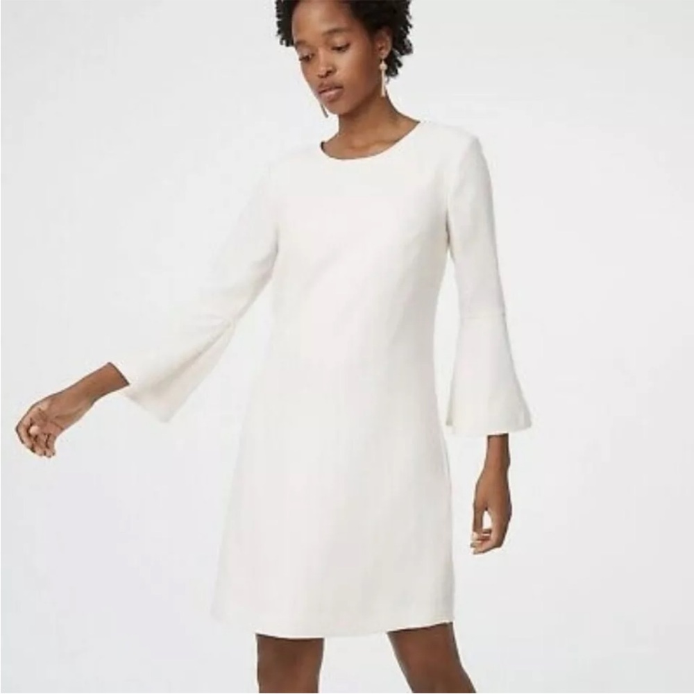 Club Monaco Larchyne Dress Off White Size 8 Bell Sleeve